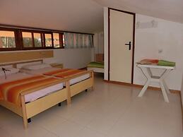 Beautiful Flat 250m From the Beach for 8 Guests