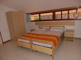 Beautiful Flat 250m From the Beach for 8 Guests