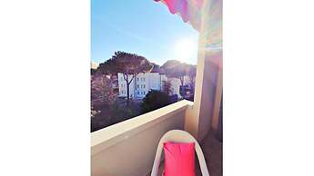 Nice Flat Just 200m From the Beach by Beahost Rentals