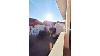 Nice Flat Just 200m From the Beach by Beahost Rentals