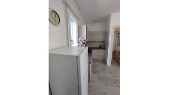 Nice Flat Just 200m From the Beach by Beahost Rentals