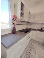 Nice Flat Just 200m From the Beach by Beahost Rentals