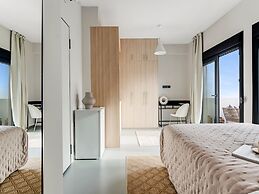 Sanders Port Piraeus