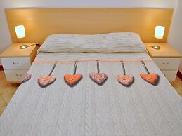 Nice Flat in a Great Location - Beahost