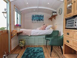 Lottie's Hut
