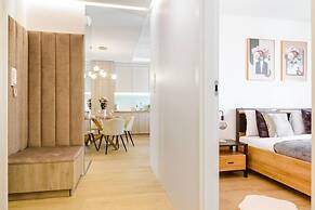 Lumina glamour 3 bedroom apartment