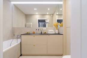 Lumina glamour 3 bedroom apartment