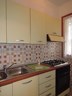 Three-room Flat With Private Garden Next to the sea