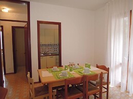 Three-room Flat With Private Garden Next to the sea