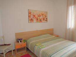 Three-room Flat With Private Garden Next to the sea