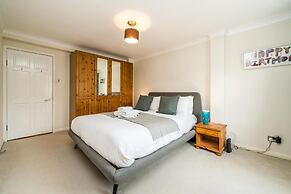 NEW Cosy 1BD Flat Close to Kew Gardens Richmond