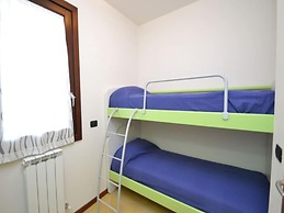 Charming sea Front View Apartment-beahost Rentals