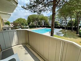 Cozy Apartment With Pool