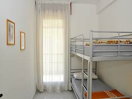 Modern Apartment Close to the Beach - Beahost