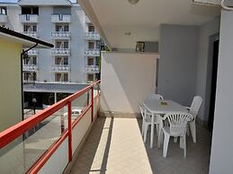 Modern Apartment Close to the Beach - Beahost