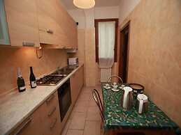 Beautiful sea View Apartment for 12 Guests