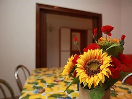 Beautiful sea View Apartment for 12 Guests