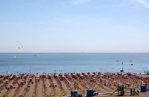 Splendid Two-room Apartment for 4 People Near the sea - By Beahost Ren