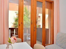 Splendid Two-room Apartment for 4 People Near the sea - By Beahost Ren