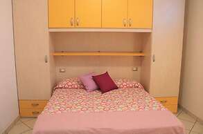 Spacious Flat in a Great Residence