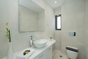 White Cliff Luxury Suites