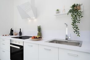 White Cliff Luxury Suites