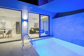 White Cliff Luxury Suites