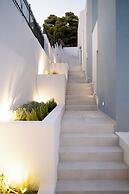 White Cliff Luxury Suites