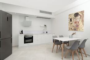 White Cliff Luxury Suites