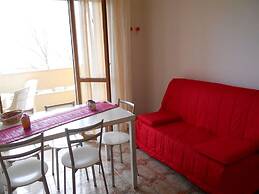 Flat With Terrace Near the Beach - Beahost