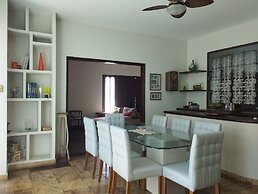 Casa Flamboyant piscina churrasqueira