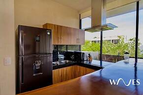 2 Br. Spacious Great Located Top Amenities