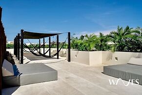 2 Br. Spacious Great Located Top Amenities