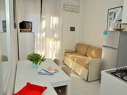 Three-room Bright Flat 150m From the sea