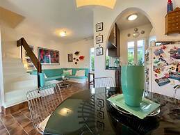 Colorful and Stylish Villa With Shared Pool and Private Garden by Beah