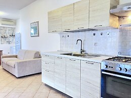 Apartment in Villa With Garden Close to the sea