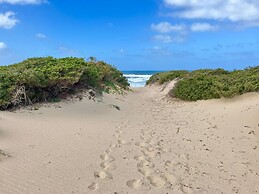 Apartment in Villa With Garden Close to the sea