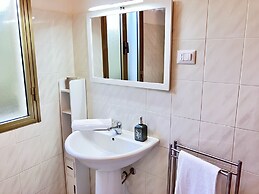 Apartment in Villa With Garden Close to the sea