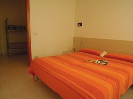 One Bedroom Flat With Terrace and sea View