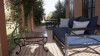 Saphir Paon - Luxury Villa in the Middle of a Farm