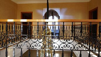 Saphir Paon - Luxury Villa in the Middle of a Farm