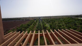 Saphir Paon - Luxury Villa in the Middle of a Farm