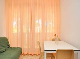 Welcoming Flat With Garden-view Terrace - Beahost