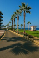 Beachfront Chalet in Porto Said With