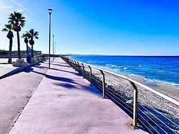 Welcoming Apartment few Minutes From the sea