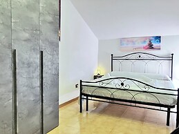 Welcoming Apartment few Minutes From the sea