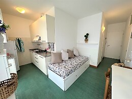 Spacious Studio Close to the Beach - Beahost
