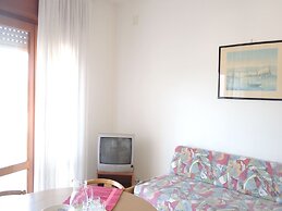 Bright Flat With Balcony in Bibione - Beahost