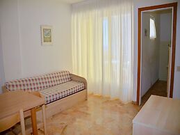 Renewed Flat With Seaview - Beahost