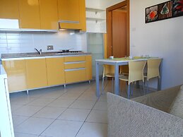 Bright Apartment With Private Garden